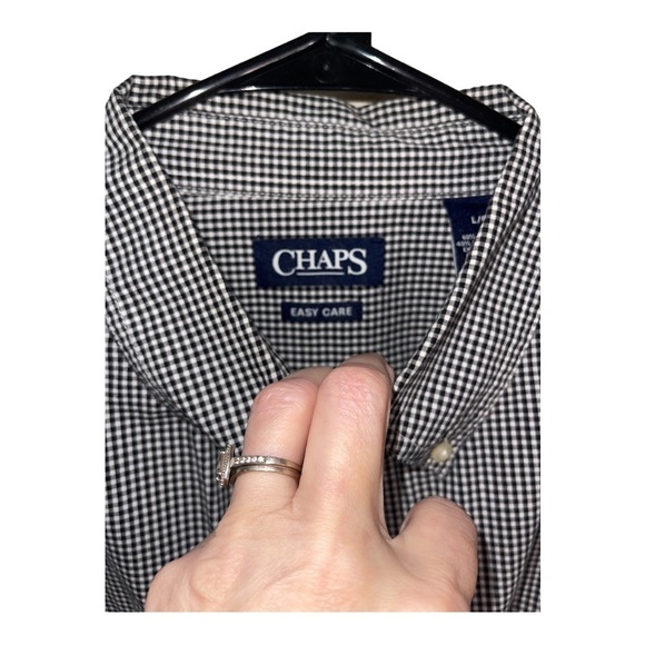 𝅺chaps EASY CARE BLACK/WHITE CHECKED LONG SLEEVE BUTTON DOWN SHIRT SIZE LARGE - Picture 2 of 3